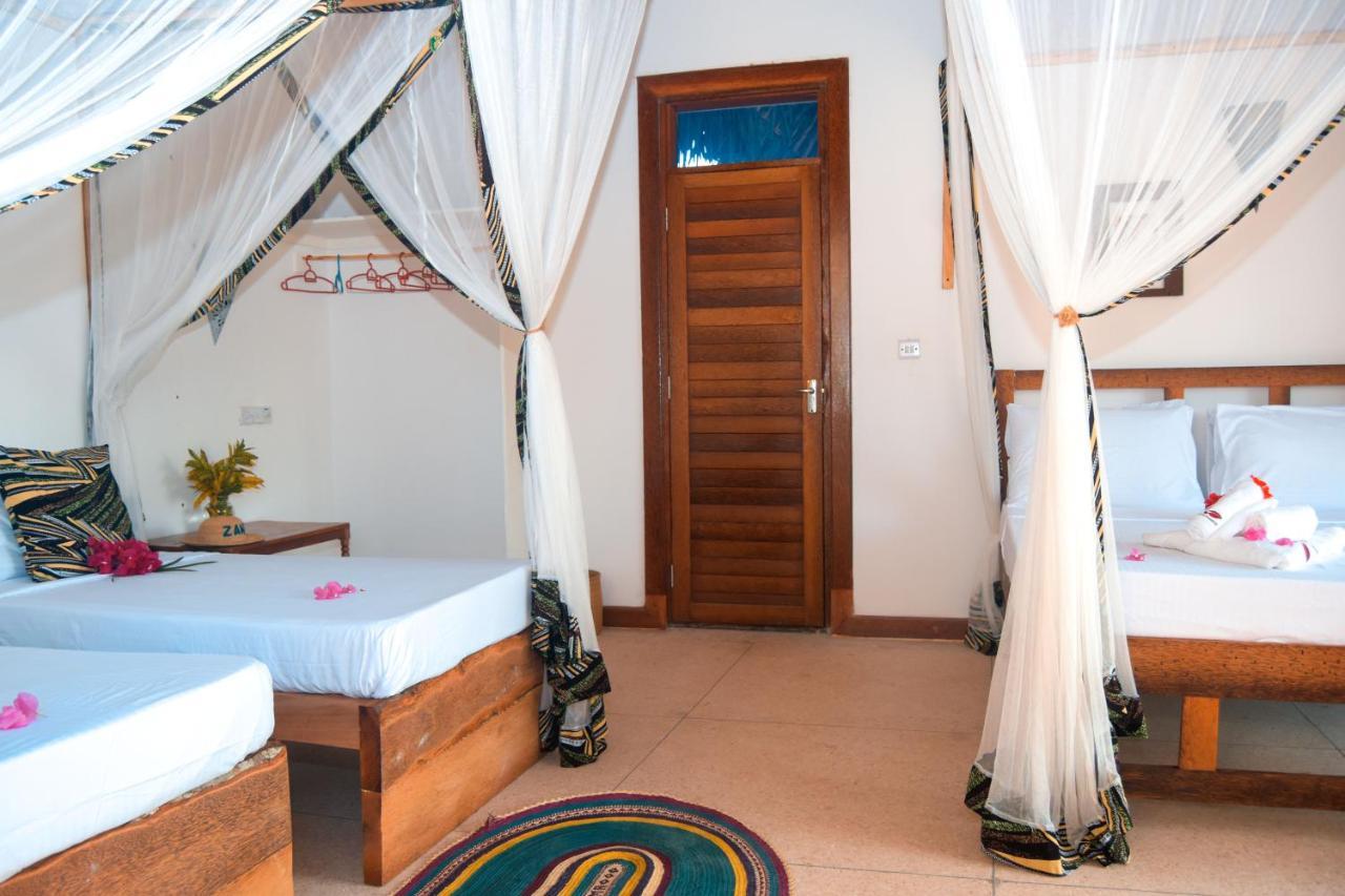 Zanzibar Kusini Beach Bungalows Hotel Кизимкази Екстериор снимка